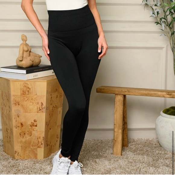 LAST ONE: Women’s soft comfy fall winter stretchy fleece leggings - Picture 6 of 6